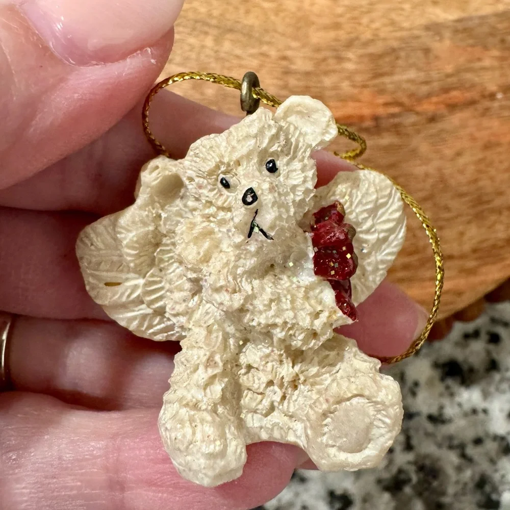 Adorable Vintage Miniature Angel Bear Ornaments with Scarves Set of 4‎